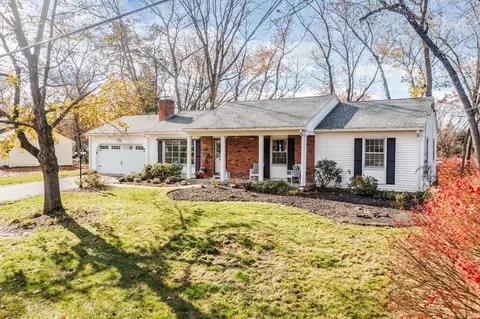 96 Dunsany Dr, Longmeadow, MA 01106