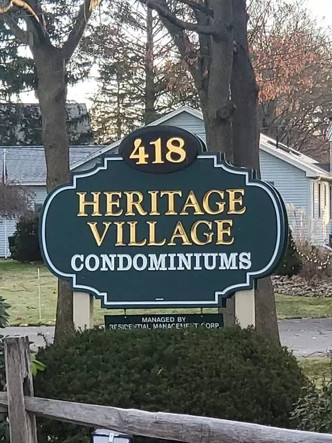 418 Meadow St #F11 AKA 84, Agawam, MA 01001