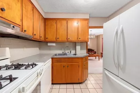 132 Horton St, Fall River, MA 02723 photo 7