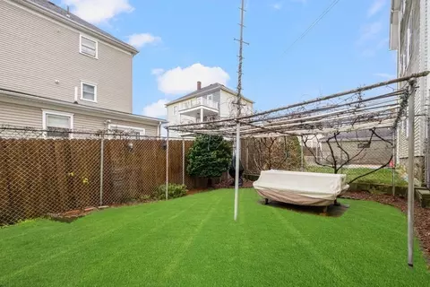 132 Horton St, Fall River, MA 02723 photo 18