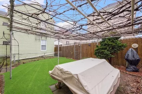 132 Horton St, Fall River, MA 02723 photo 17
