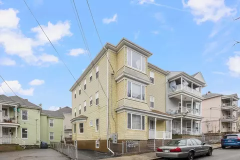 132 Horton St, Fall River, MA 02723