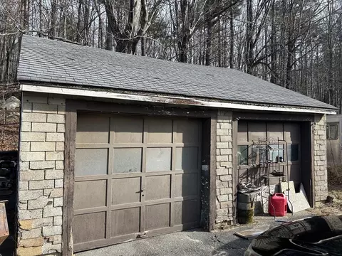39 Platts Rd, Ashburnham, MA 01430 photo 4