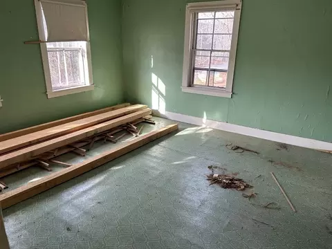 39 Platts Rd, Ashburnham, MA 01430 photo 8