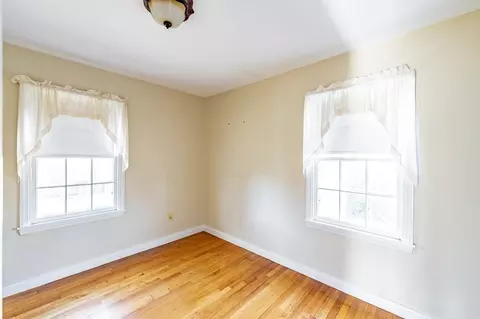110 Haven Ave, Chicopee, MA 01013 photo 23