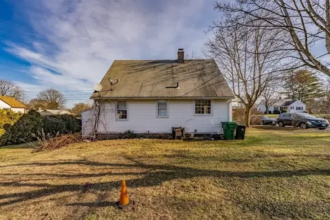 110 Haven Ave, Chicopee, MA 01013 photo 33
