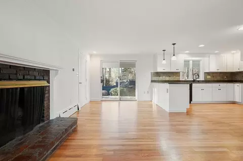 19 Regent Dr, Danvers, MA 01923 photo 6