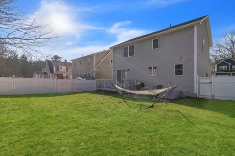 29 Bruce St, Springfield, MA 01119 photo 38