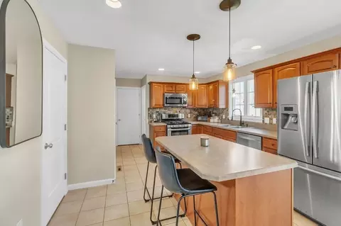 29 Bruce St, Springfield, MA 01119 photo 9