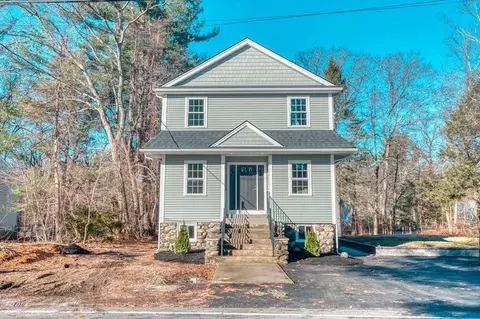 28 Parker St, Wilmington, MA 01887