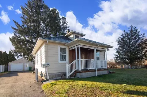 189 Wilson Ave, Chicopee, MA 01013