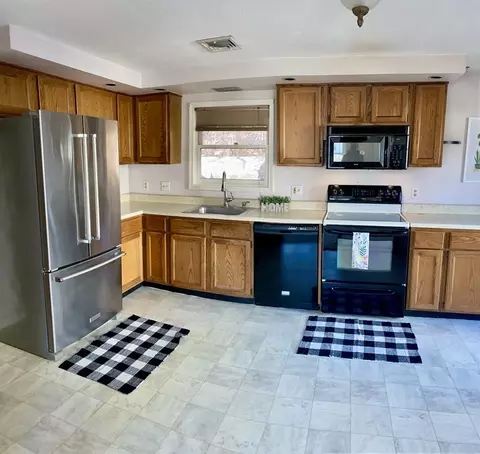 28 Orono St, Worcester, MA 01606 photo 7