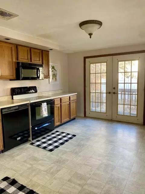 28 Orono St, Worcester, MA 01606 photo 9