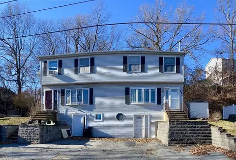 28 Orono St, Worcester, MA 01606 photo 2