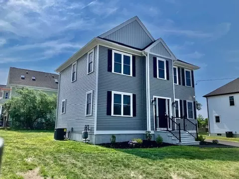 303 Mt Pleasant St, New Bedford, MA 02740