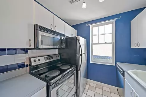 274 Main St #6, Gloucester, MA 01930 photo 8