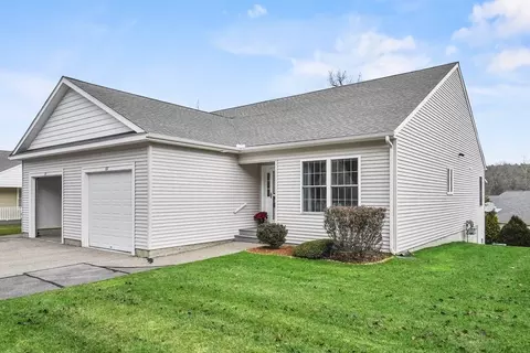 107 Angell Brook Dr #107, West Boylston, MA 01583