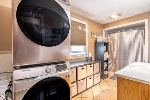 47 Manton St, Fall River, MA 02724 photo 23