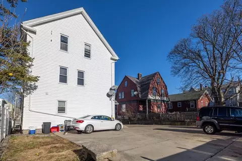 47 Manton St, Fall River, MA 02724 photo 7