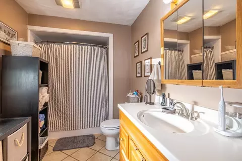 47 Manton St, Fall River, MA 02724 photo 24
