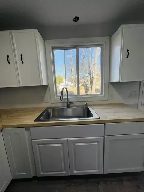 105-107 Parallel St, Springfield, MA 01104 photo 7