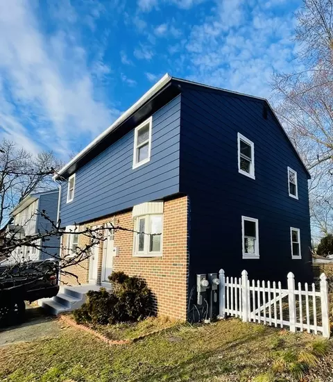 105-107 Parallel St, Springfield, MA 01104 photo 2