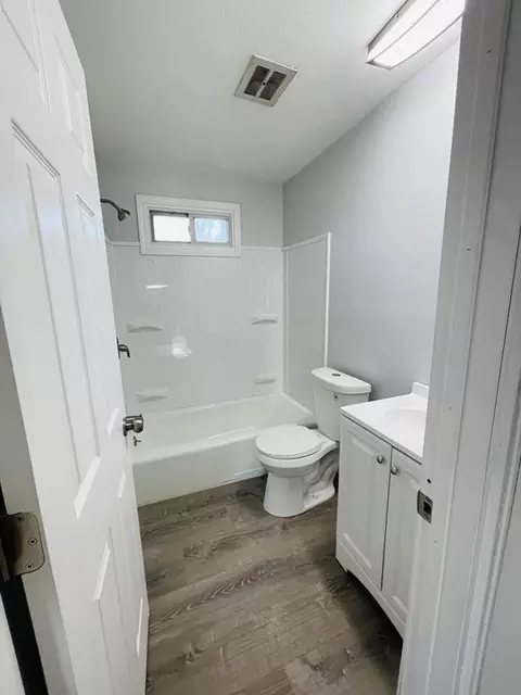105-107 Parallel St, Springfield, MA 01104 photo 11