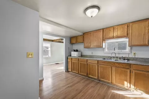 21 E Main St, Erving, MA 01344 photo 9