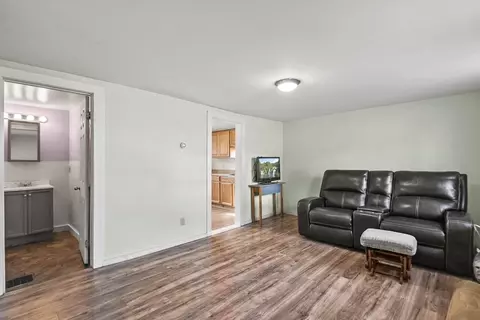 21 E Main St, Erving, MA 01344 photo 4