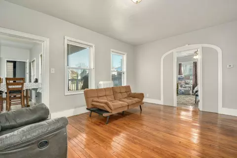 12 Blanche St, Worcester, MA 01604 photo 4
