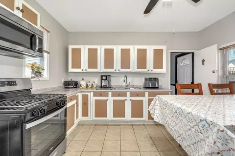 12 Blanche St, Worcester, MA 01604 photo 8