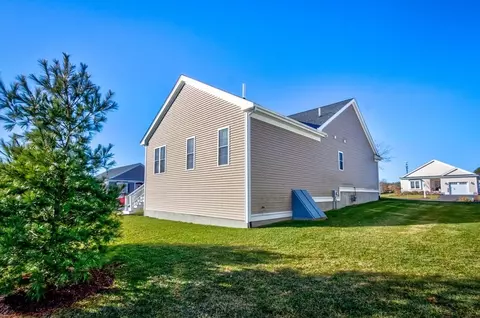 80 Eagle Brook Blvd, Wrentham, MA 02093 photo 33