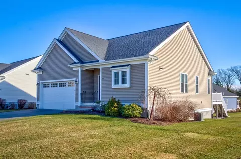 80 Eagle Brook Blvd, Wrentham, MA 02093 photo 2