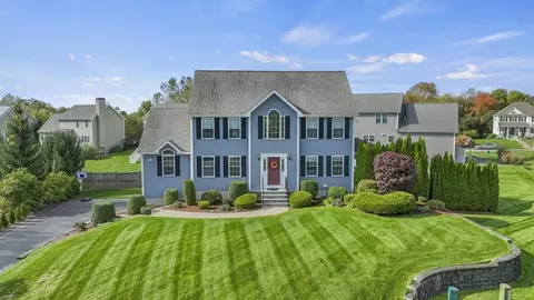 8 Olivia Way, Seekonk, MA 02771