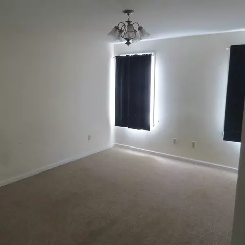 5 Orchard St, Easthampton, MA 01027 photo 5