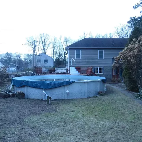 5 Orchard St, Easthampton, MA 01027 photo 11