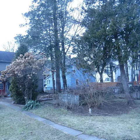 5 Orchard St, Easthampton, MA 01027 photo 10