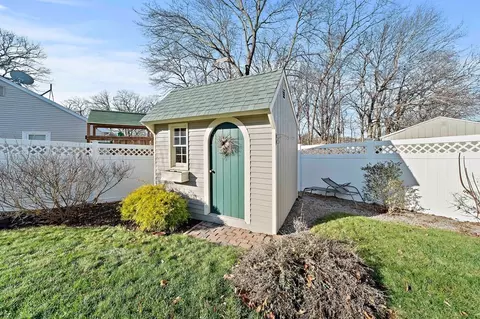 27 Edwards Rd, Braintree, MA 02184 photo 24