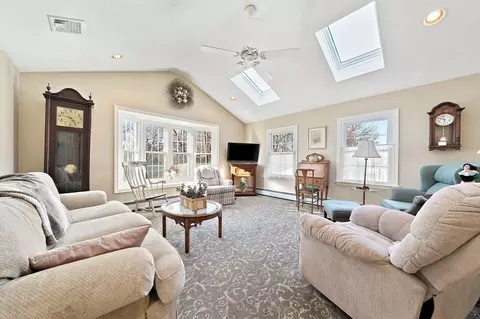 27 Edwards Rd, Braintree, MA 02184 photo 9