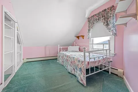 27 Orient St, Worcester, MA 01604 photo 17
