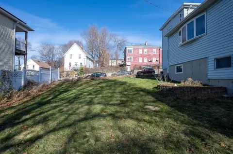 27 Orient St, Worcester, MA 01604 photo 24