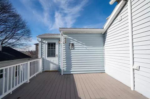 27 Orient St, Worcester, MA 01604 photo 26