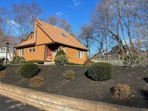 7 Prince St #A2, Plymouth, MA 02360