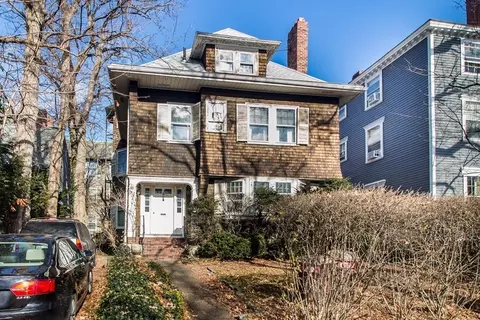 173 Mt Auburn St, Cambridge, MA 02138