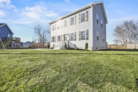 185 Napoleon St, Fall River, MA 02721 photo 2
