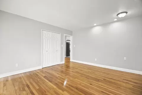 598 Valentine St, Fall River, MA 02720 photo 18