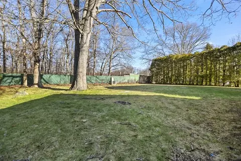 598 Valentine St, Fall River, MA 02720 photo 38