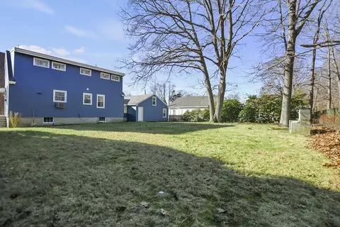 598 Valentine St, Fall River, MA 02720 photo 35