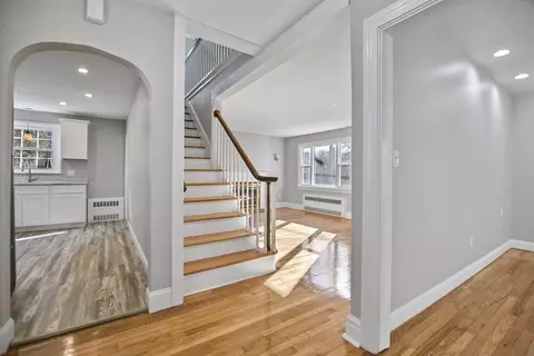 598 Valentine St, Fall River, MA 02720 photo 4