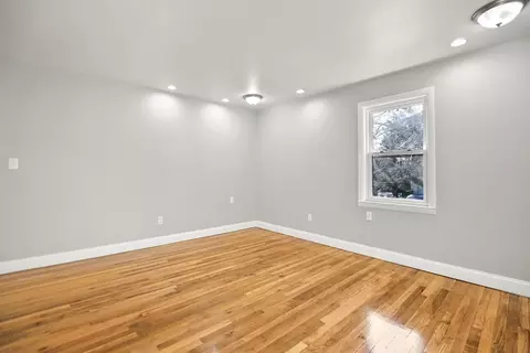 598 Valentine St, Fall River, MA 02720 photo 19